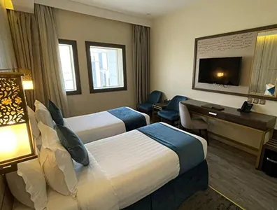 hotel guestroom